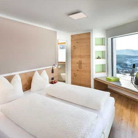 Putzerhof Farm stay *